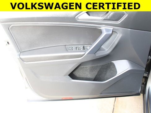 Certified 2021 Volkswagen Tiguan SE R-Line AWD/4WD image 9