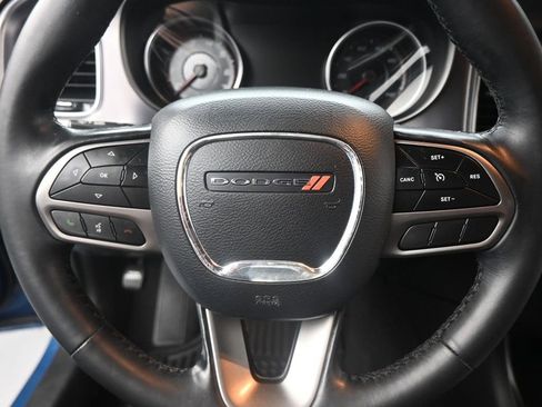 Used 2020 Dodge Charger SXT w/ Plus Group image 10