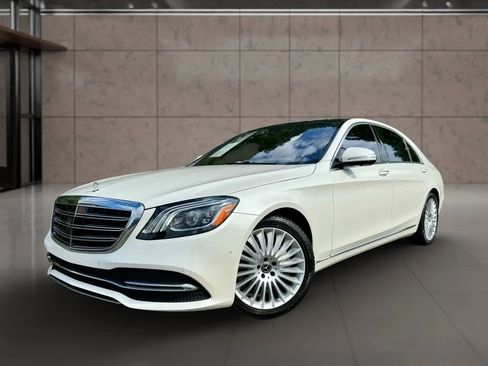 Used 2018 Mercedes-Benz S 560 Sedan image 2
