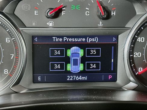 Used 2025 Chevrolet Blazer LT AWD/4WD image 19