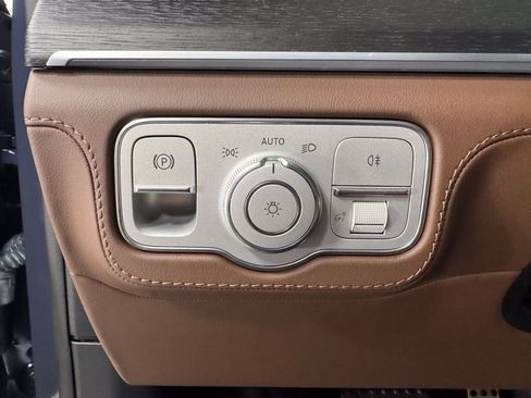 Used 2024 Mercedes-Benz GLE 63 AMG S image 10