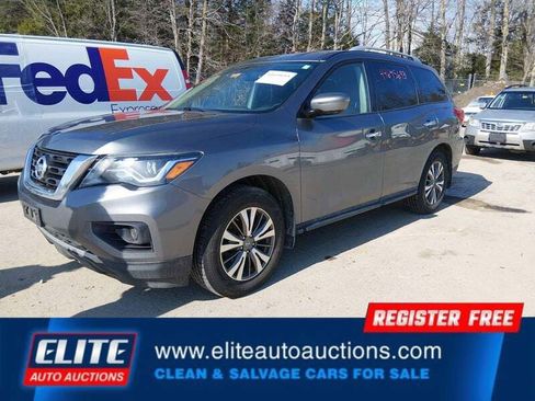 Used 2017 Nissan Pathfinder S image 3