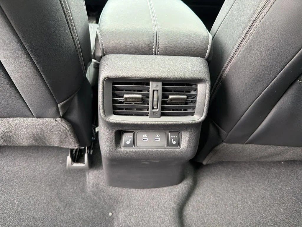 Used 2026 Nissan Murano SL w/ Comfort Package AWD/4WD image 24