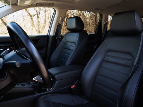 Certified 2025 Honda CR-V EX-L image 17