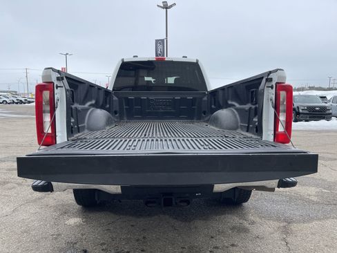 Certified 2023 Ford F250 XLT image 10