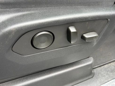 Used 2022 Chevrolet Suburban RST w/ Luxury Package image 60