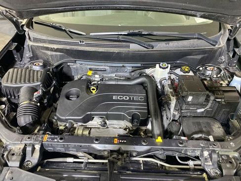 Used 2022 Chevrolet Equinox LT FWD image 16