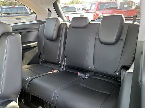 Used 2024 Honda Odyssey EX-L image 9
