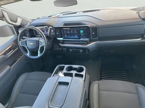 Used 2025 Chevrolet Silverado 1500 LT image 37