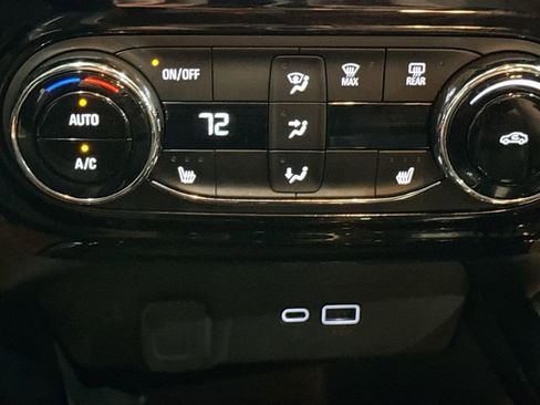 Used 2024 Chevrolet Trax LT w/ Driver Confidence Package image 20