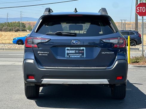 Used 2023 Subaru Outback Limited image 5