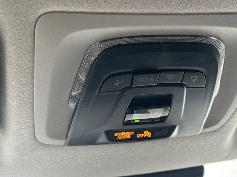 Used 2024 Toyota Corolla Cross LE image 24