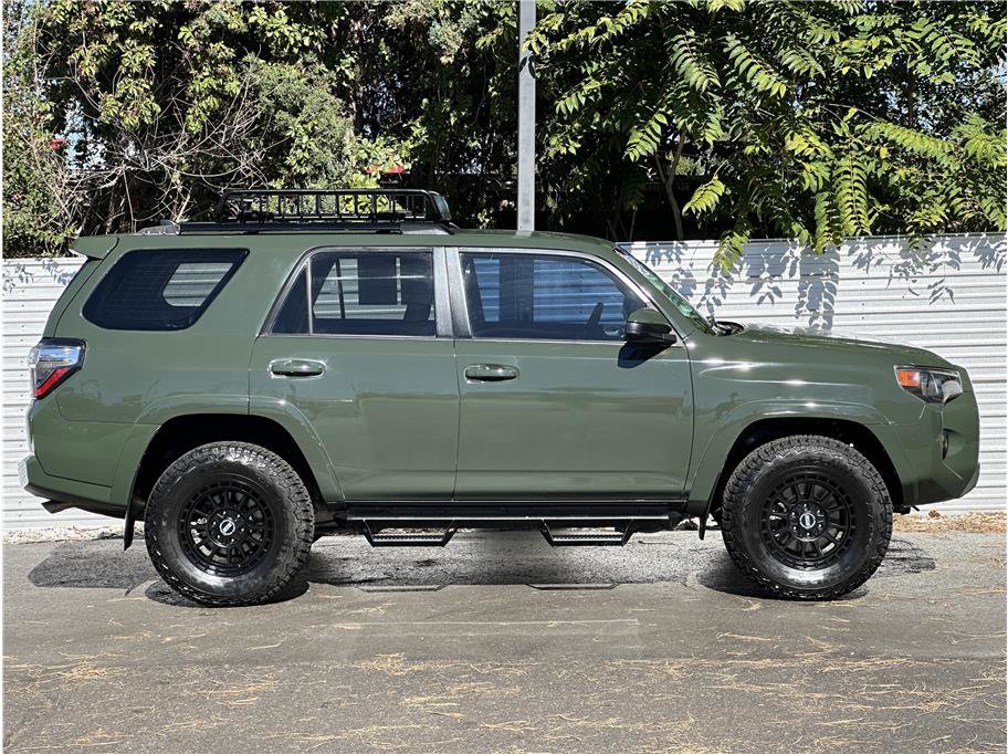 Used 2021 Toyota 4Runner Trail Special Edition AWD/4WD image 13