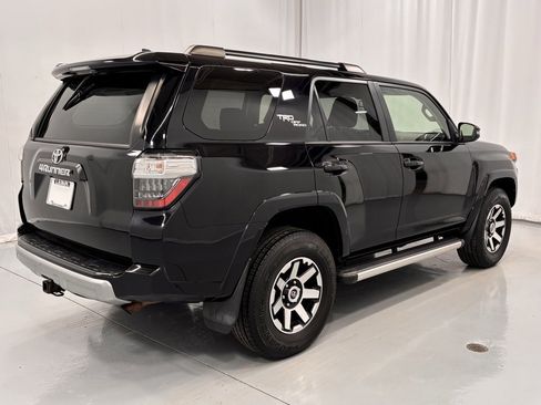 Used 2019 Toyota 4Runner TRD Off-Road Premium image 6