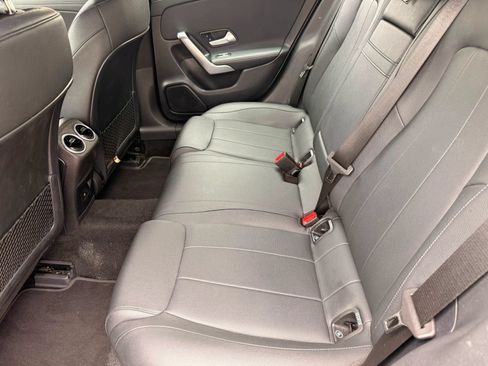 Used 2025 Mercedes-Benz CLA 250 image 8