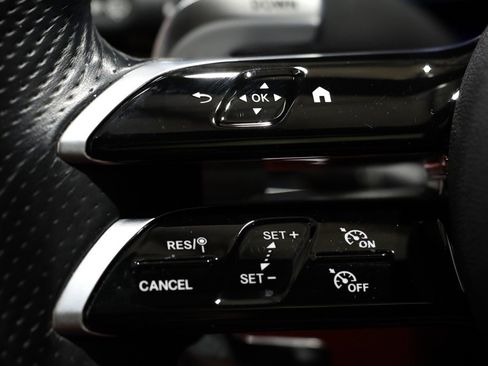 Used 2022 Mercedes-Benz AMG GT 53 image 42