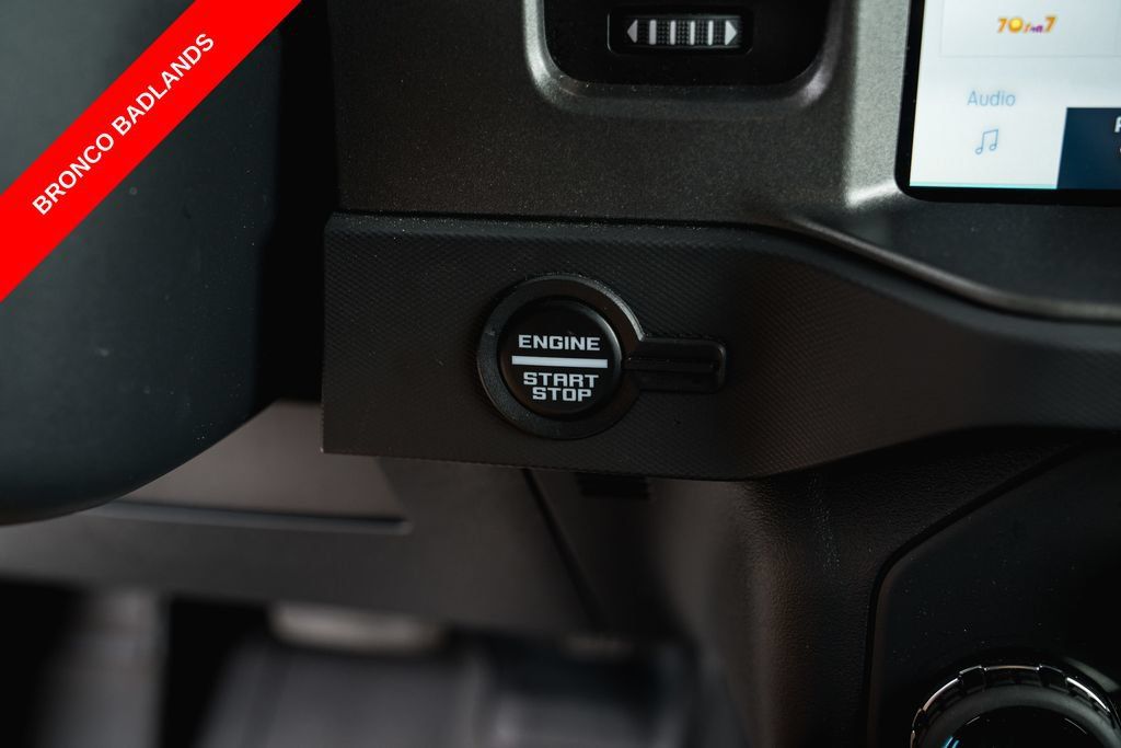 Used 2024 Ford Bronco Badlands AWD/4WD image 18