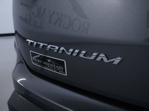 Used 2024 Ford Edge Titanium AWD/4WD image 10