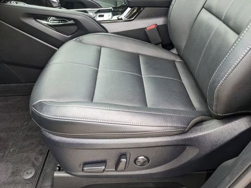 Certified 2025 Kia Telluride EX w/ EX Captain's Chair Package image 22