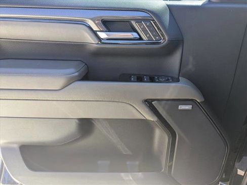 Used 2022 Chevrolet Silverado 1500 ZR2 w/ Technology Package image 6