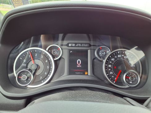 Used 2025 RAM 2500 Big Horn AWD/4WD image 20