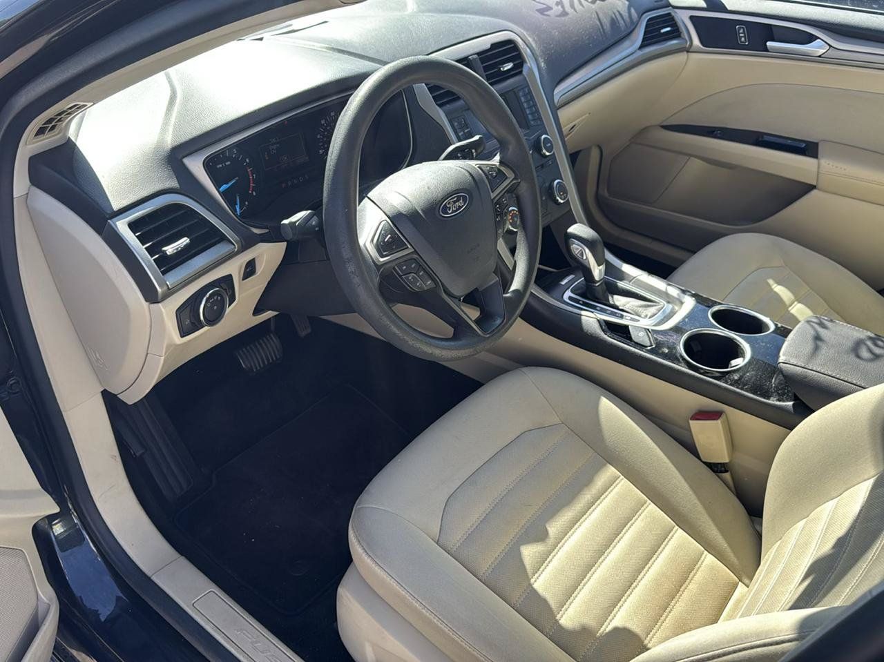 Used 2013 Ford Fusion SE FWD image 9