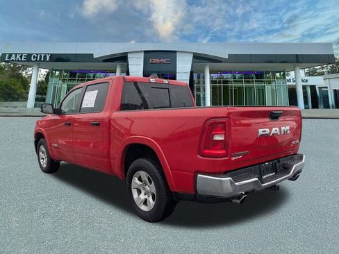 Used 2025 RAM 1500 Big Horn AWD/4WD image 4