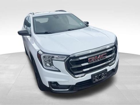 Used 2023 GMC Terrain AT4 AWD/4WD image 4