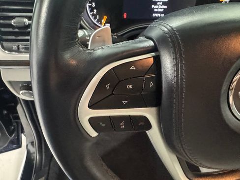 Used 2021 Jeep Grand Cherokee Summit AWD/4WD image 6