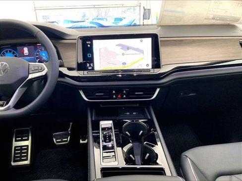 New 2026 Volkswagen Atlas SEL Premium R-Line image 8