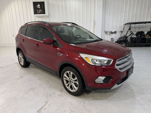 Used 2018 Ford Escape SE image 7
