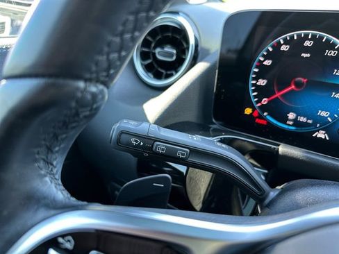 Used 2023 Mercedes-Benz GLA 250 4MATIC image 24