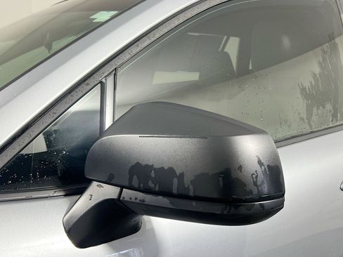 Used 2024 Toyota Corolla Cross L FWD image 12