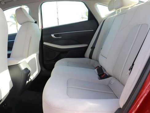 Used 2023 Hyundai Sonata SEL image 12