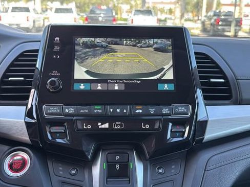 Used 2024 Honda Odyssey EX-L image 24