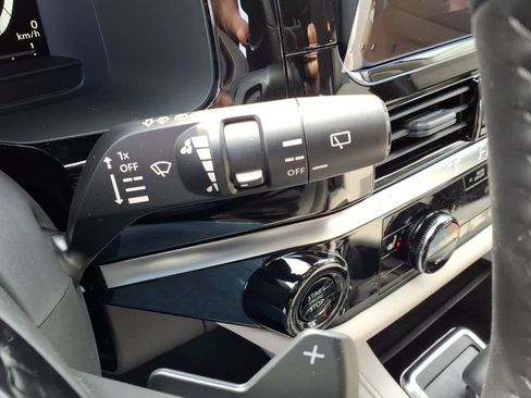 New 2026 Nissan Pathfinder SL image 22