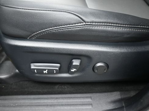 Certified 2024 Toyota 4Runner SR5 Premium w/ Moonroof Package image 7