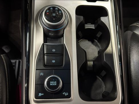 Used 2022 Ford Explorer ST w/ ST Street Pack image 33