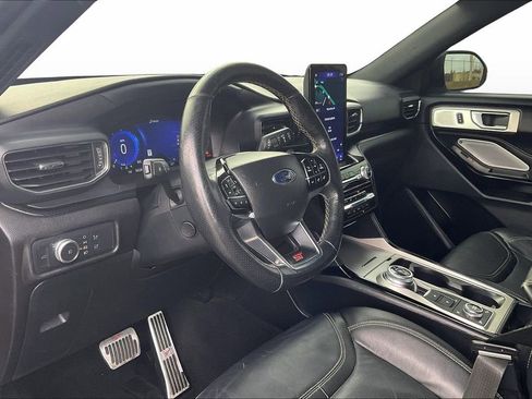 Used 2022 Ford Explorer ST w/ Equipment Group 401A AWD/4WD image 13