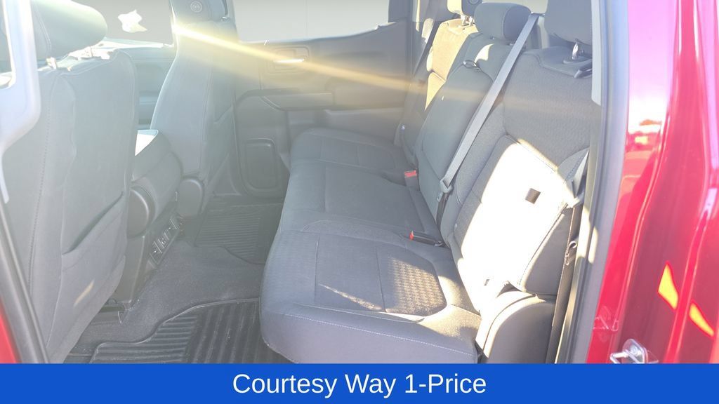 Used 2020 Chevrolet Silverado 1500 LT w/ All-Star Edition RWD image 13