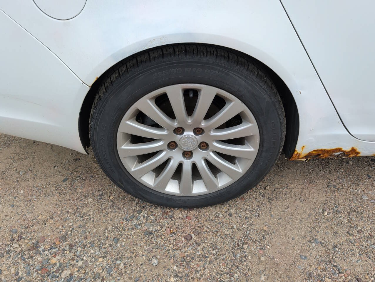 Used 2012 Buick Regal Premium FWD image 12