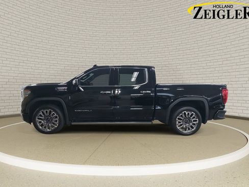 Used 2023 GMC Sierra 1500 Denali Ultimate image 8