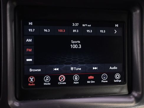 Used 2021 Dodge Challenger SXT AWD/4WD image 27