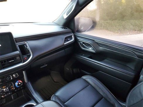 Used 2021 GMC Yukon SLT w/ SLT Premium Package image 55