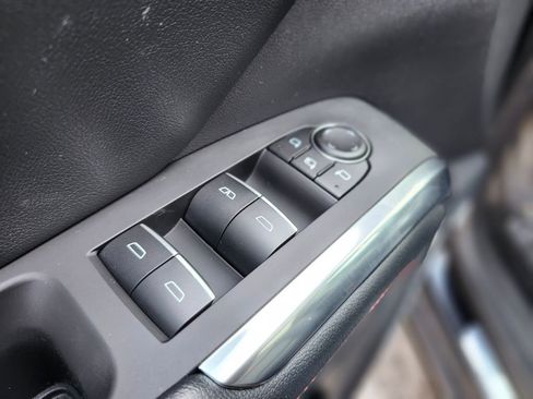 Used 2024 Chevrolet Traverse RS image 17