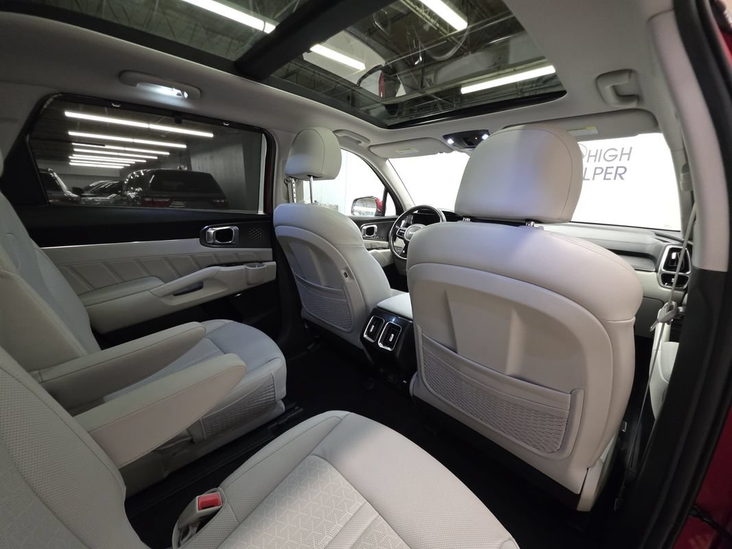 Used 2023 Kia Sorento SX Prestige AWD/4WD image 28