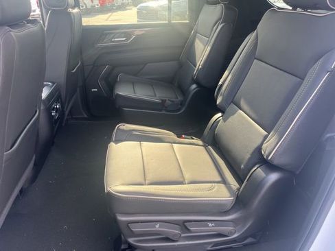 New 2026 GMC Yukon XL Elevation image 18