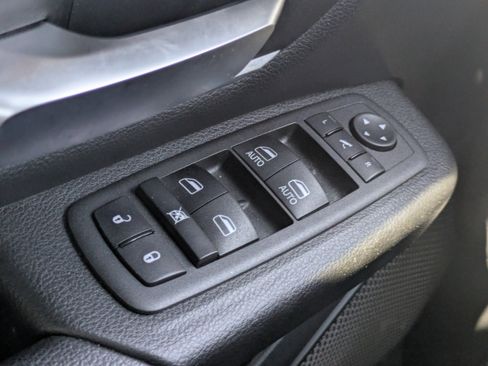 Used 2022 RAM 1500 Big Horn image 12