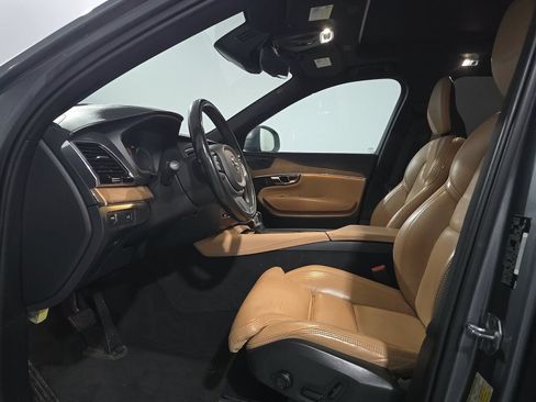 Used 2019 Volvo XC90 T6 Inscription w/ Advanced Package AWD/4WD image 6