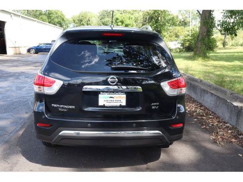 Used 2013 Nissan Pathfinder SV AWD/4WD image 5